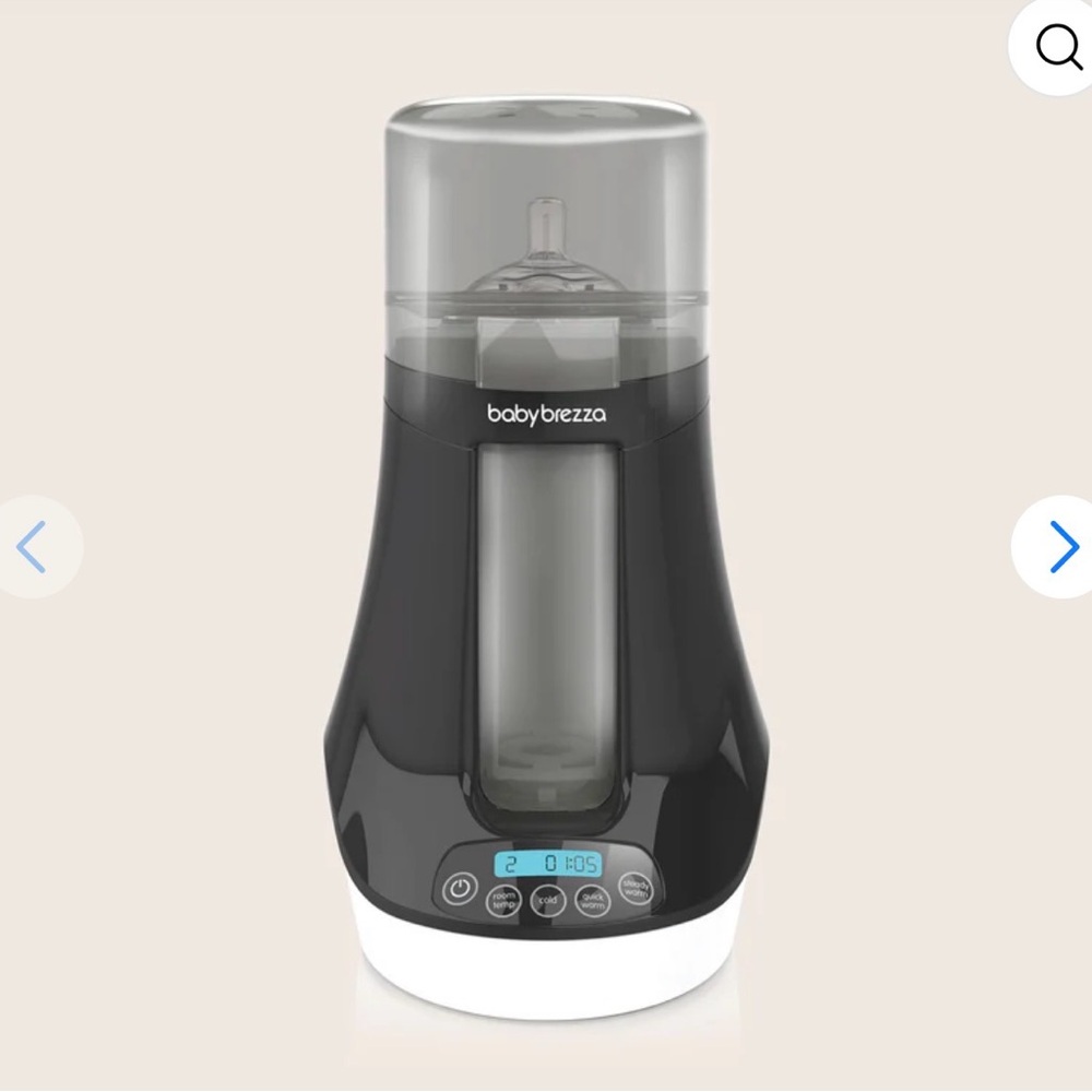 Baby Brezza Formula Pro Bottle Maker - Black and White